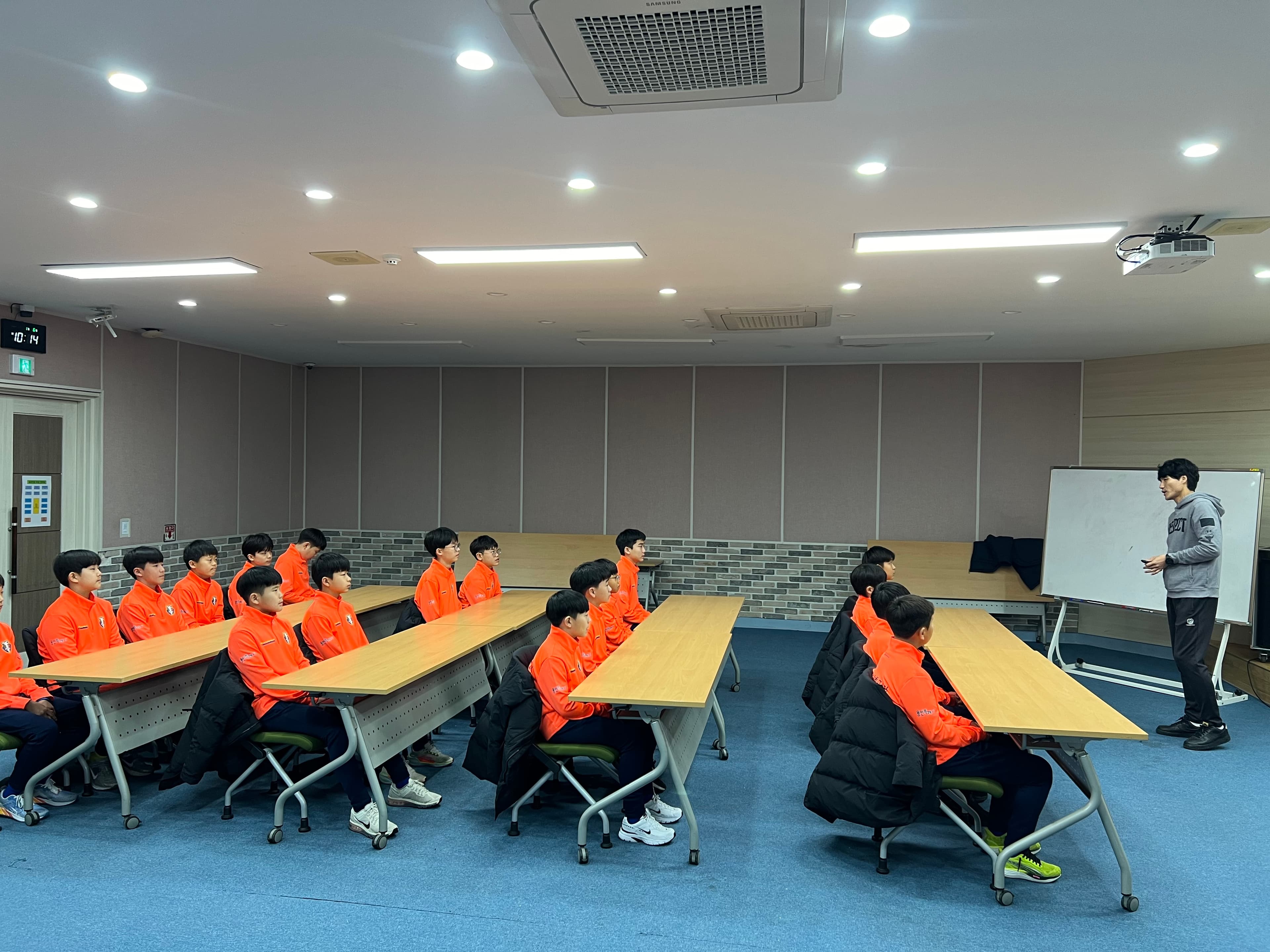용인시축구센터 U15 신입생 오리엔테이션 이미지 2