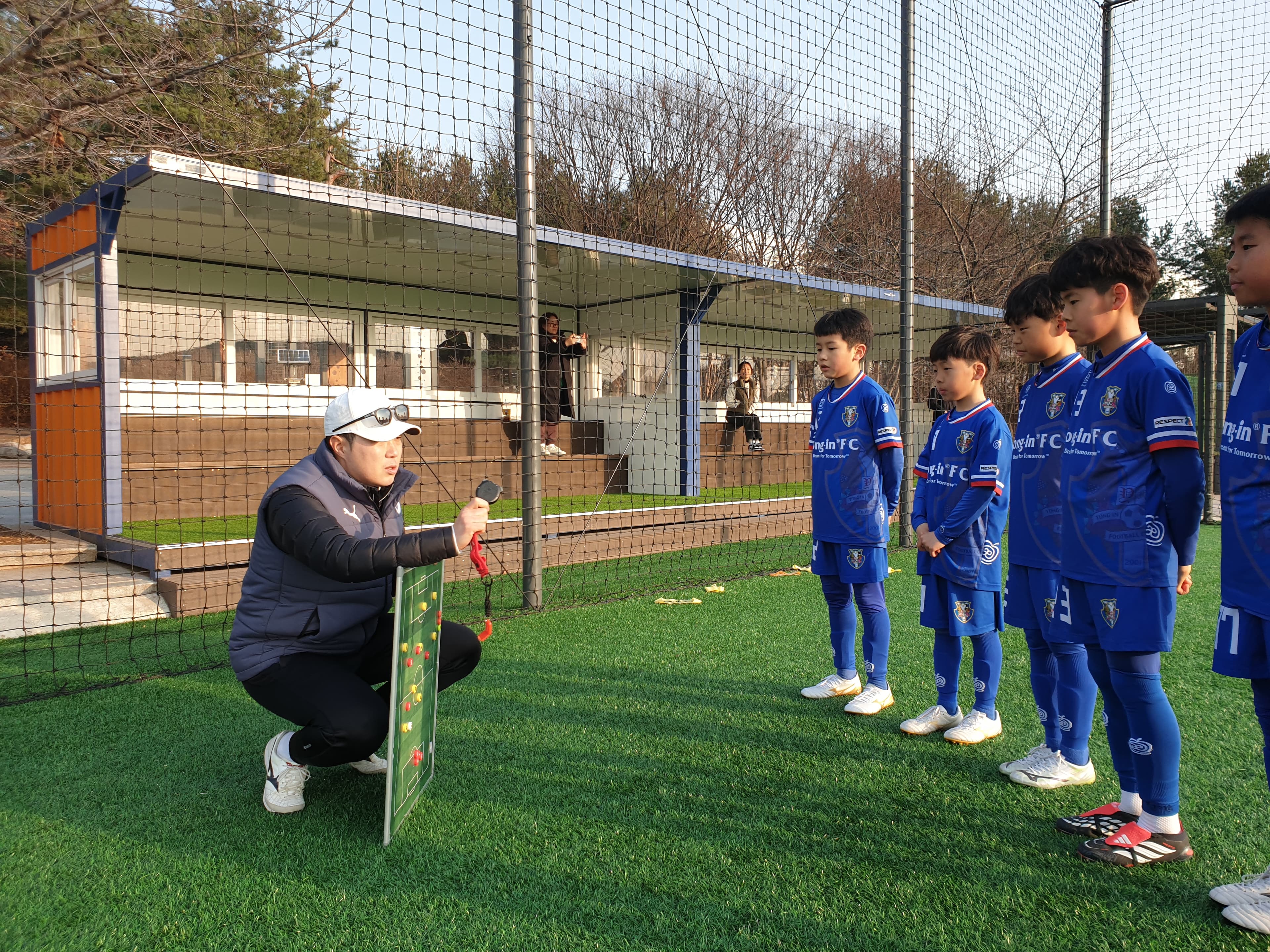 광주FC 레전드 이으뜸, 용인FC U-12 코치로 새 출발 - 2025시즌 은퇴 후 유소년 육성 현장 합류 이미지 2